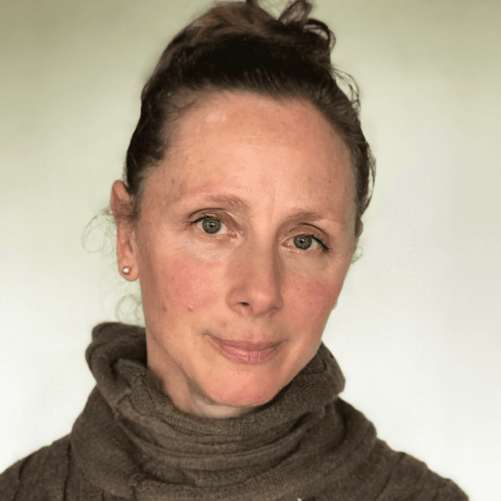 Julia Adam - Web Headshot - 1600x1600 Julia Adam